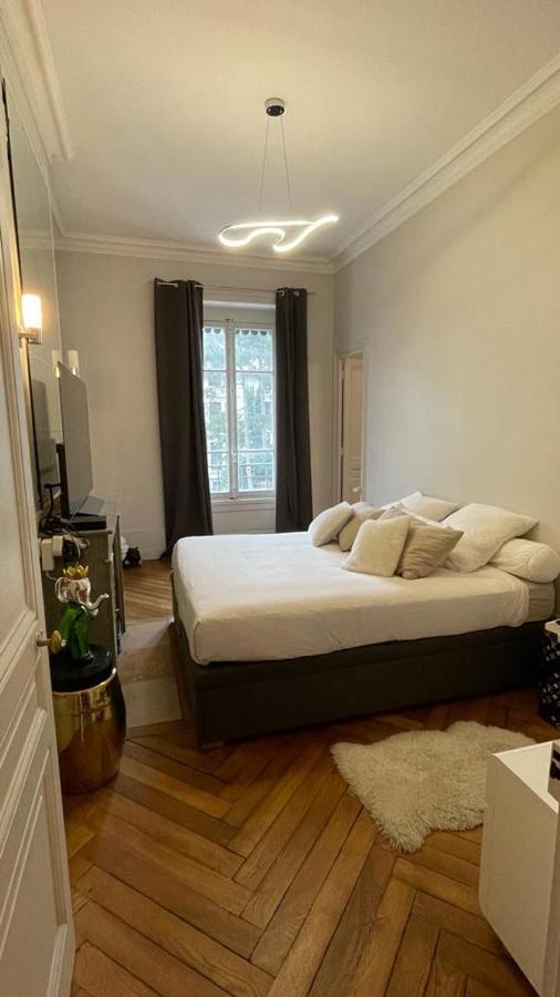 Belges Apartment ลียง ภายนอก รูปภาพ