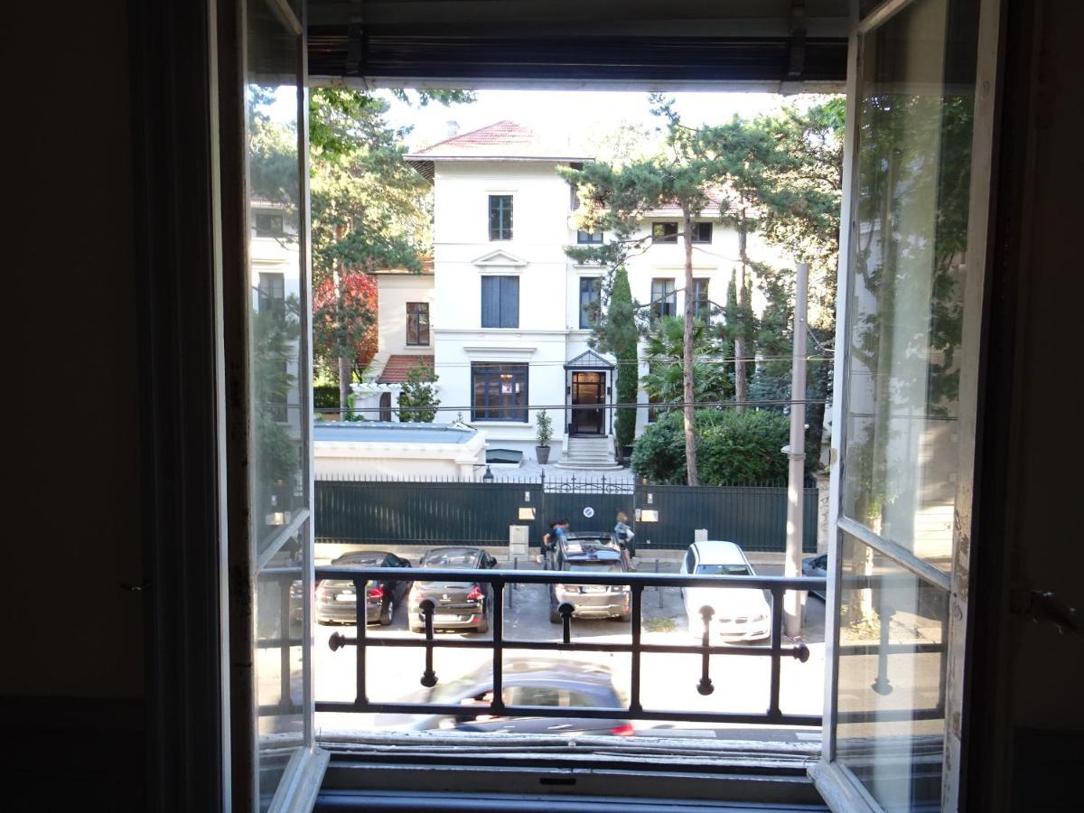 Belges Apartment ลียง ภายนอก รูปภาพ