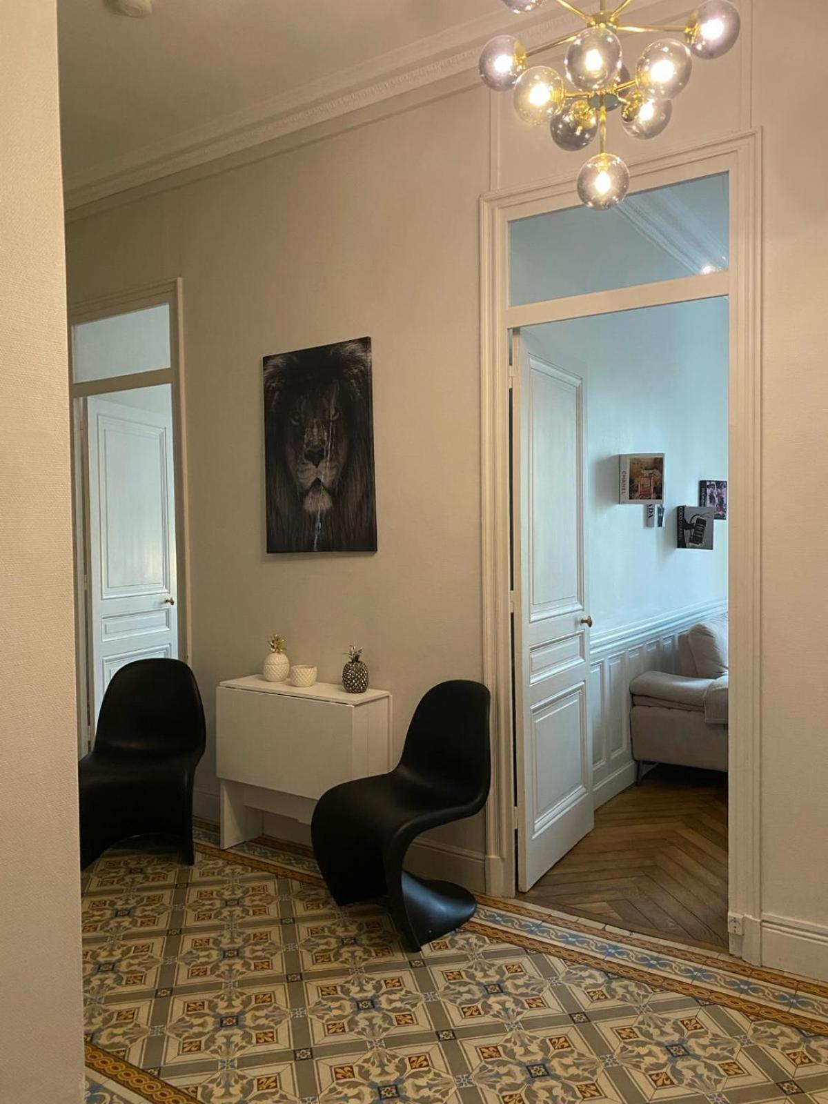 Belges Apartment ลียง ภายนอก รูปภาพ