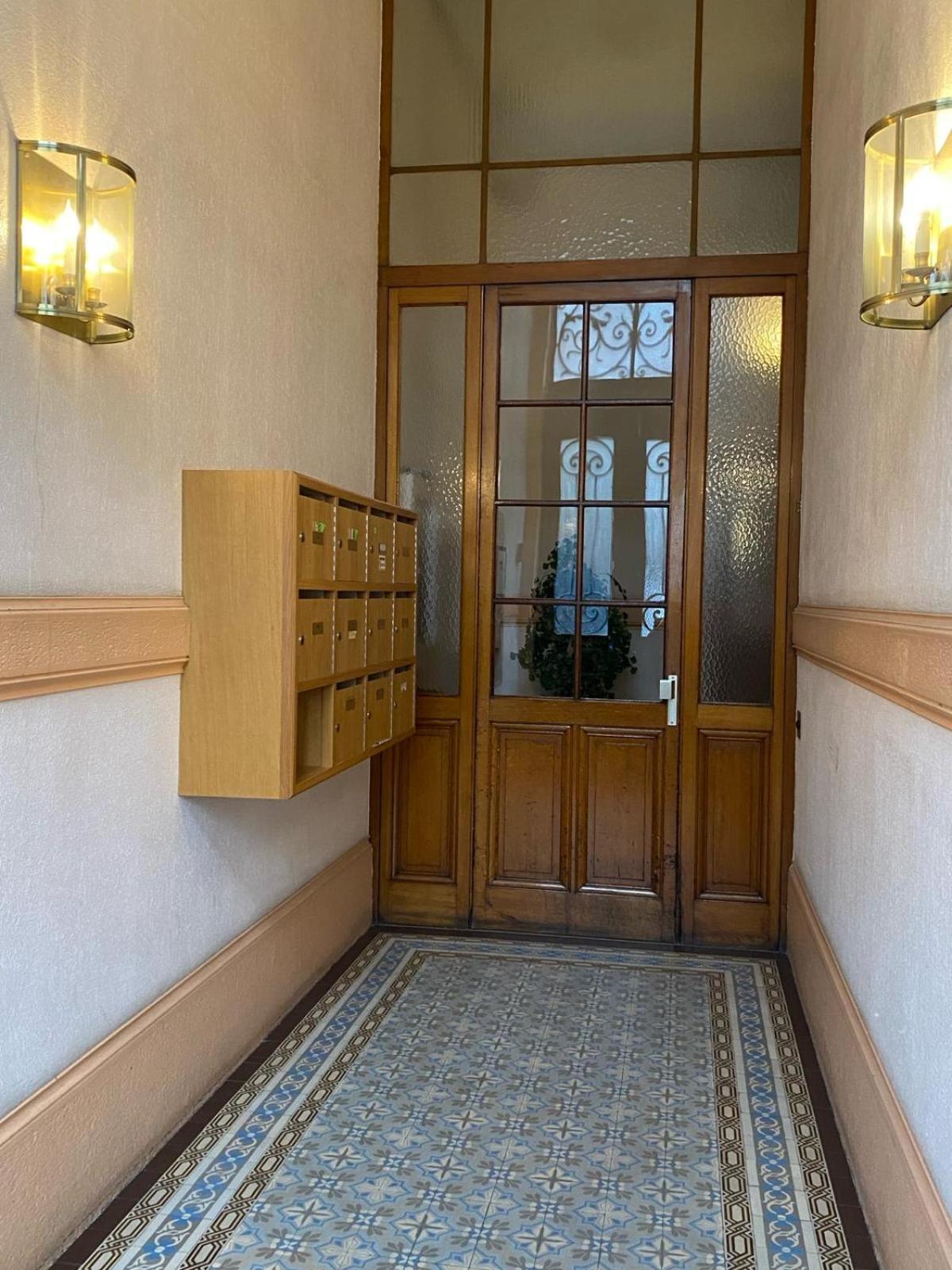 Belges Apartment ลียง ภายนอก รูปภาพ